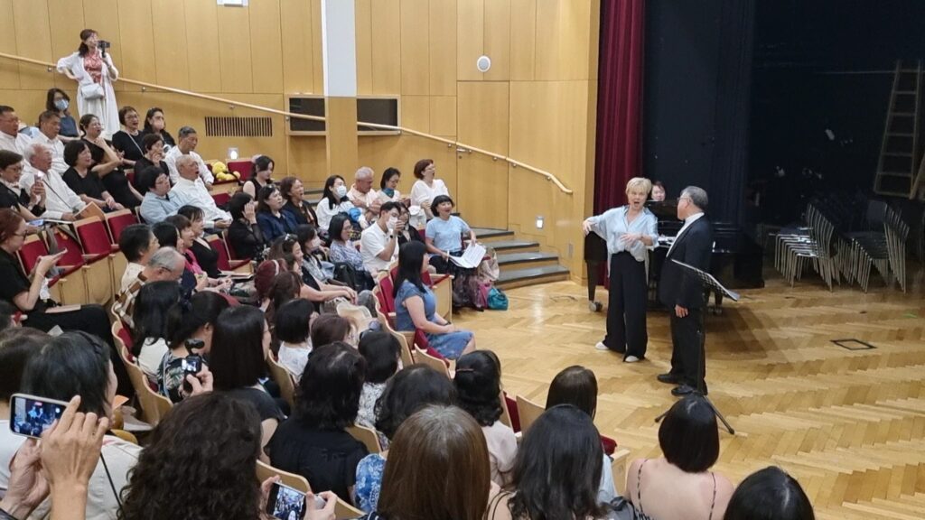 聲樂大師班・Ildikó Raimondi 指導